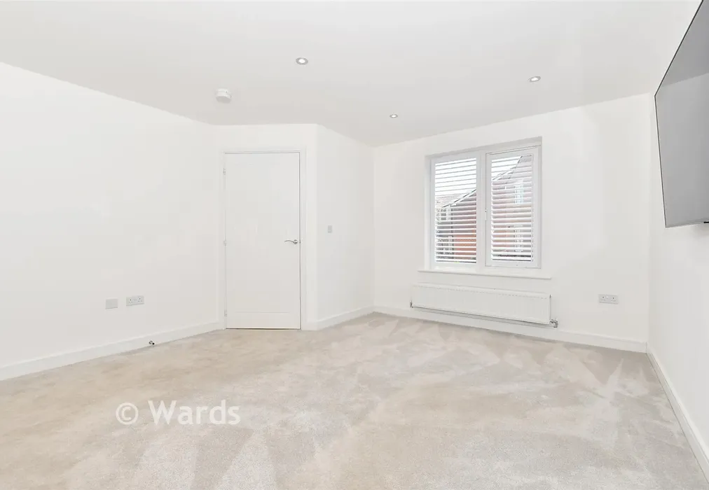 Lounge - Sea View Avenue, Deal, Kent - Wards of Kent