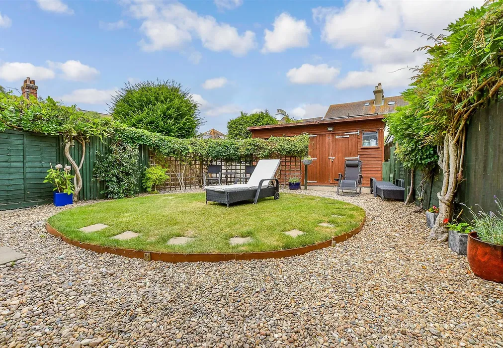 Rear Garden - Twiss Grove, Hythe, Kent - Wards of Kent