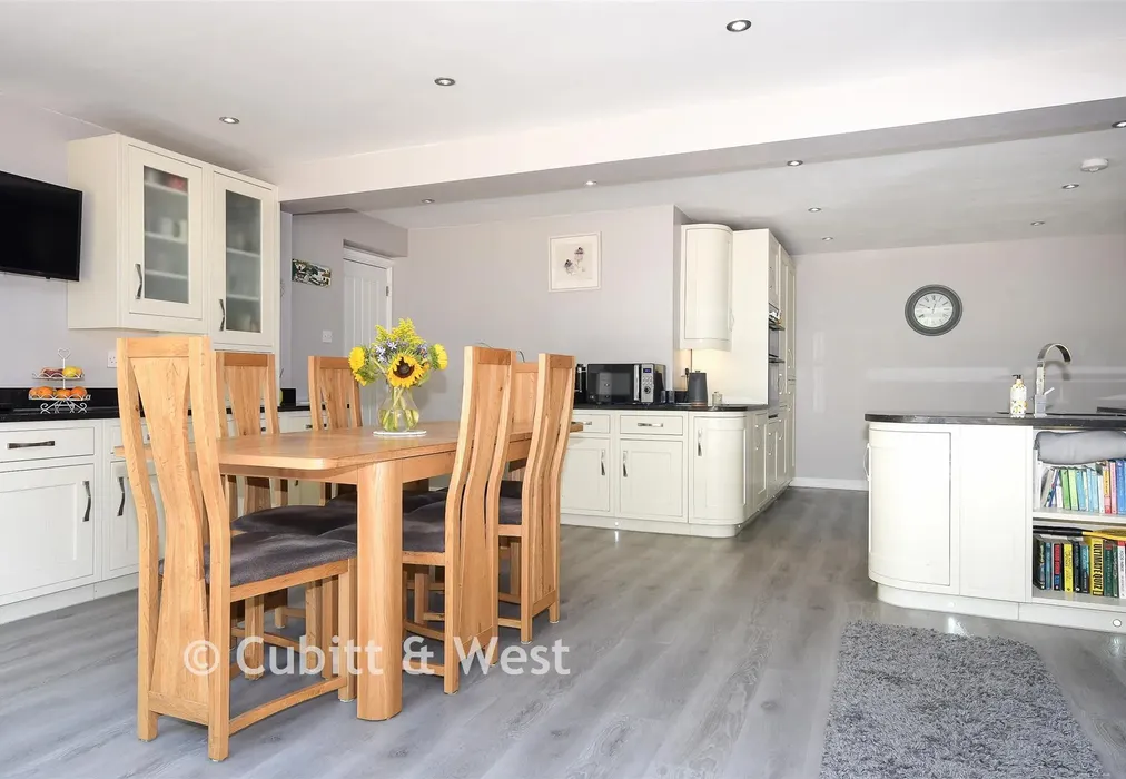 Kitchen/Breakfast Room - Heathway, Chaldon, Caterham, Surrey - Wards of Kent