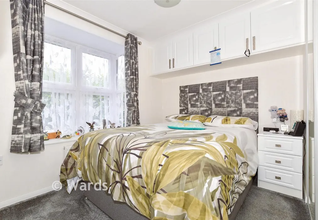 Bedroom 2 - Wateringbury Road, East Malling, Kent - Wards of Kent