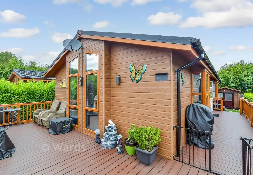 Front & Side Decking Area - Wateringbury Road, East Malling, Kent - Wards of Kent