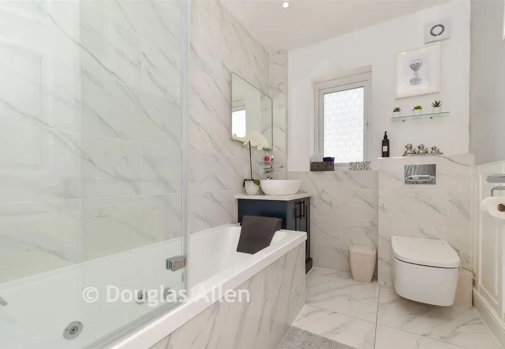 Bathroom - Fairview Avenue, Rainham, Essex - Wards of Kent