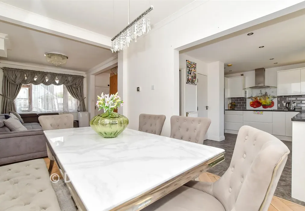 Dining Area - Fairview Avenue, Rainham, Essex - Wards of Kent