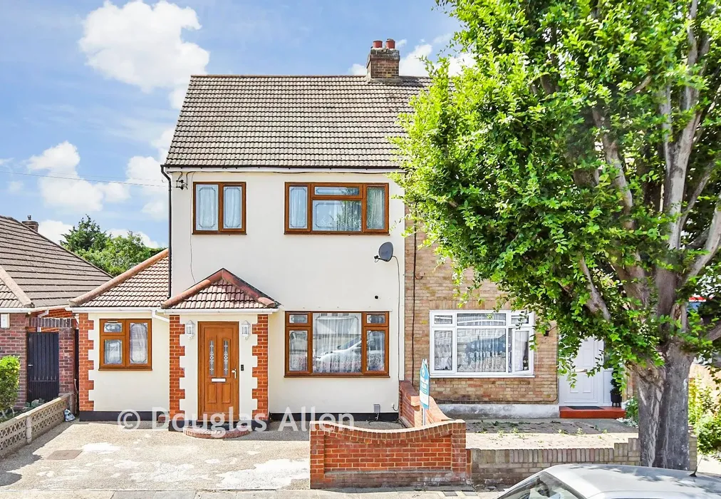 Front - Fairview Avenue, Rainham, Essex - Wards of Kent