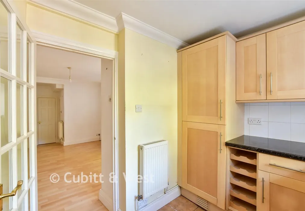 Kitchen - Preston Drove, Brighton, East Sussex - Wards of Kent