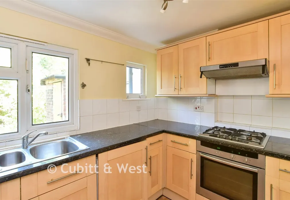 Kitchen - Preston Drove, Brighton, East Sussex - Wards of Kent