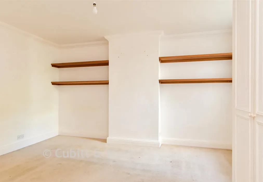 Bedroom - Preston Drove, Brighton, East Sussex - Wards of Kent