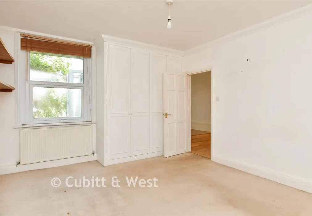 Bedroom - Preston Drove, Brighton, East Sussex - Wards of Kent