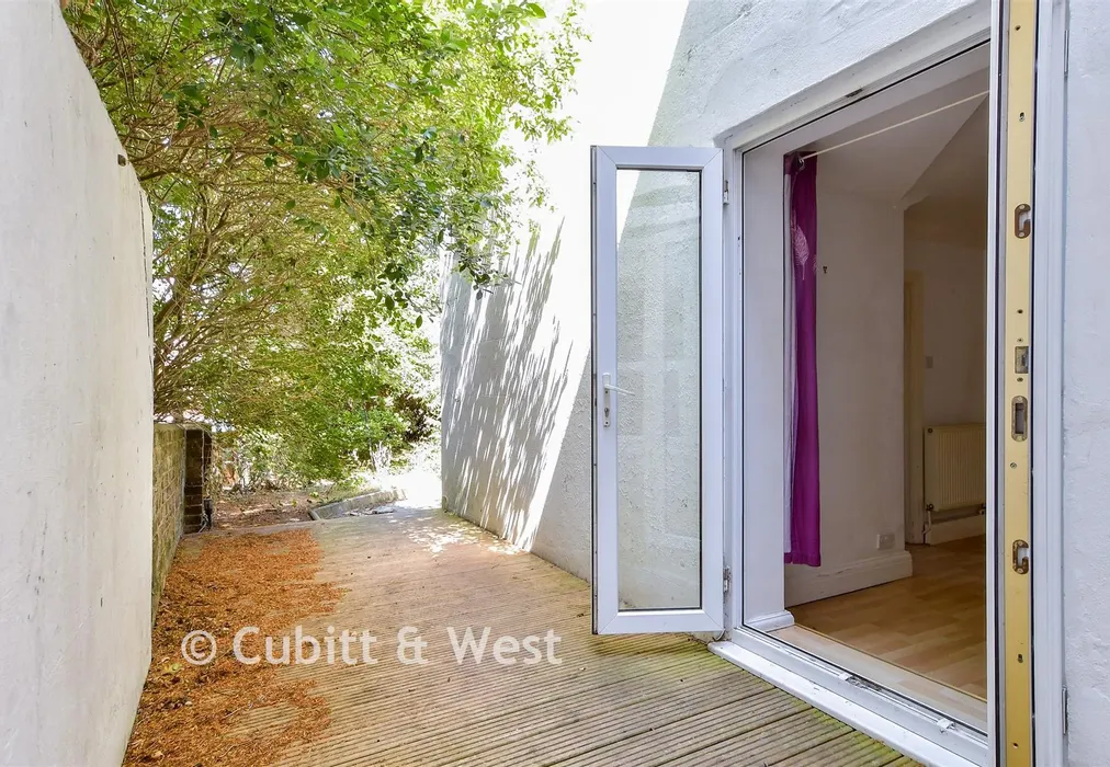 External Feature - Preston Drove, Brighton, East Sussex - Wards of Kent