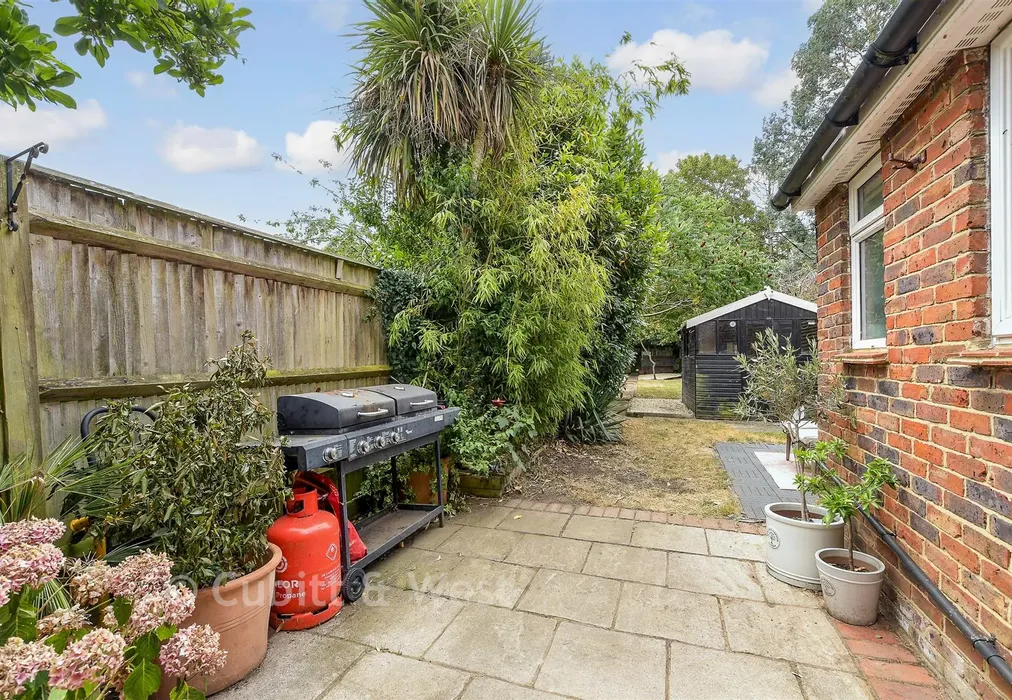 Rear Garden - Albert Road, Horley, Surrey - Wards of Kent