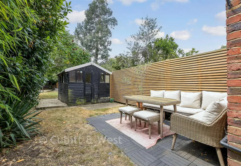 Rear Garden - Albert Road, Horley, Surrey - Wards of Kent