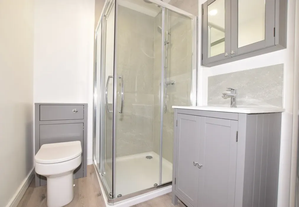 Bathroom - North Street Horsham RH12 - Wards of Kent