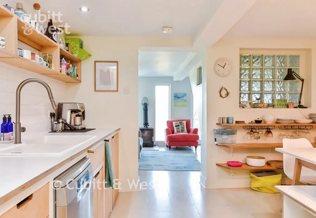 Kitchen - Osborne Road, Brighton, BN1 - Wards of Kent