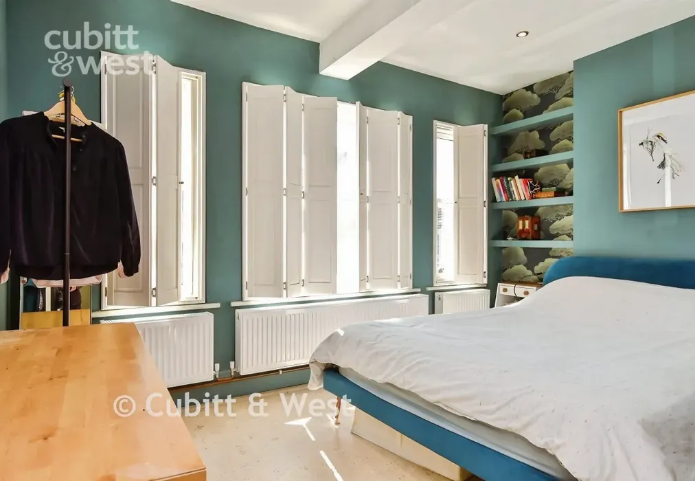Bedroom 1 - Osborne Road, Brighton, BN1 - Wards of Kent