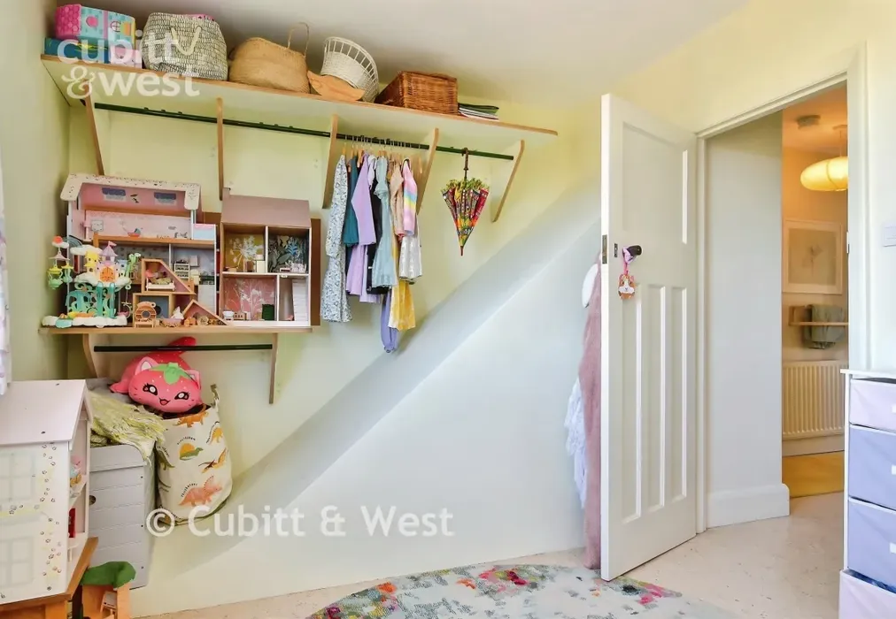 Bedroom 3 - Osborne Road, Brighton, BN1 - Wards of Kent