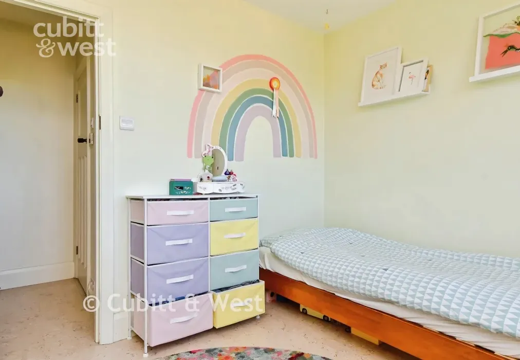 Bedroom 3 - Osborne Road, Brighton, BN1 - Wards of Kent