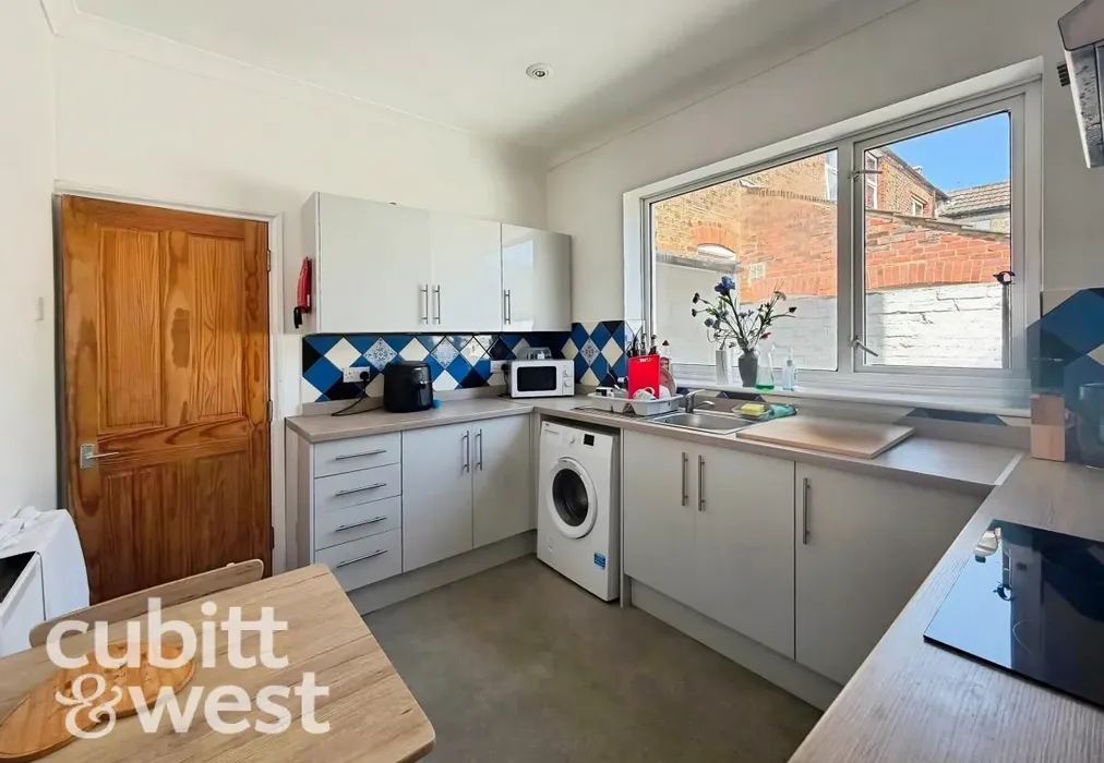  - Delamere Road Southsea PO4 - Wards of Kent