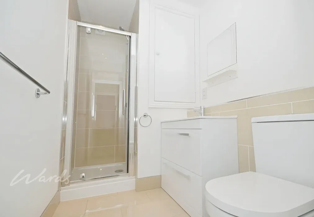 High shower 1126 use - High Street Ramsgate CT11 - Wards of Kent