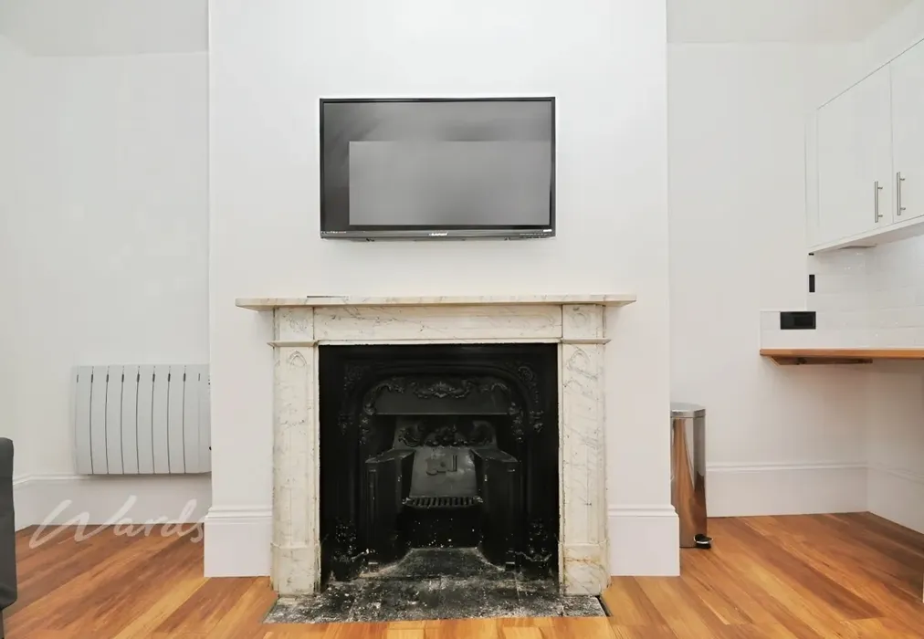 High fire place 1... - High Street Ramsgate CT11 - Wards of Kent
