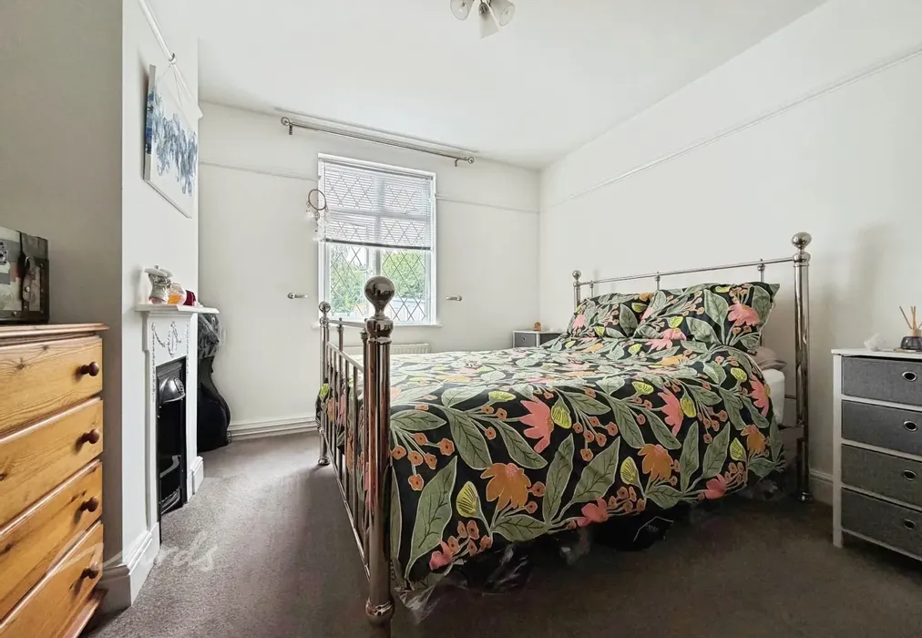 Fair 42 bed 1 use - Fairfield Road Broadstairs CT10 - Wards of Kent
