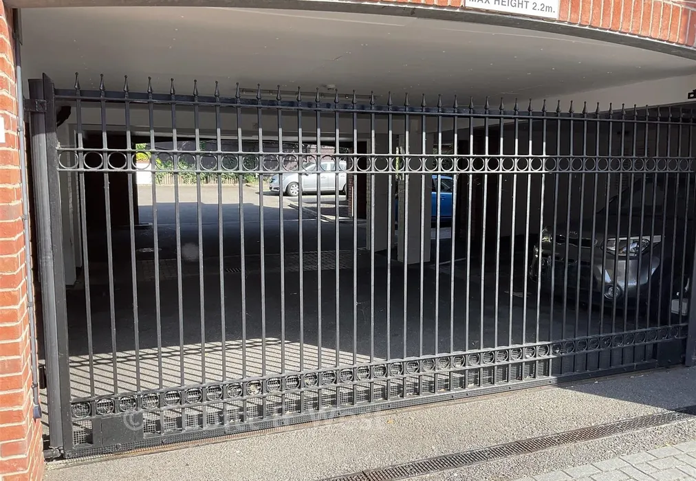 Parking - High Street, Billingshurst, West Sussex - Wards of Kent