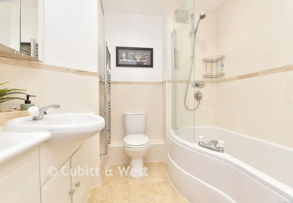 Bathroom - Rose Hill, Sutton, Surrey - Wards of Kent