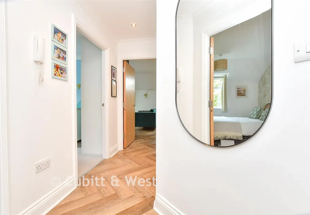 Entrance Hall - Rose Hill, Sutton, Surrey - Wards of Kent