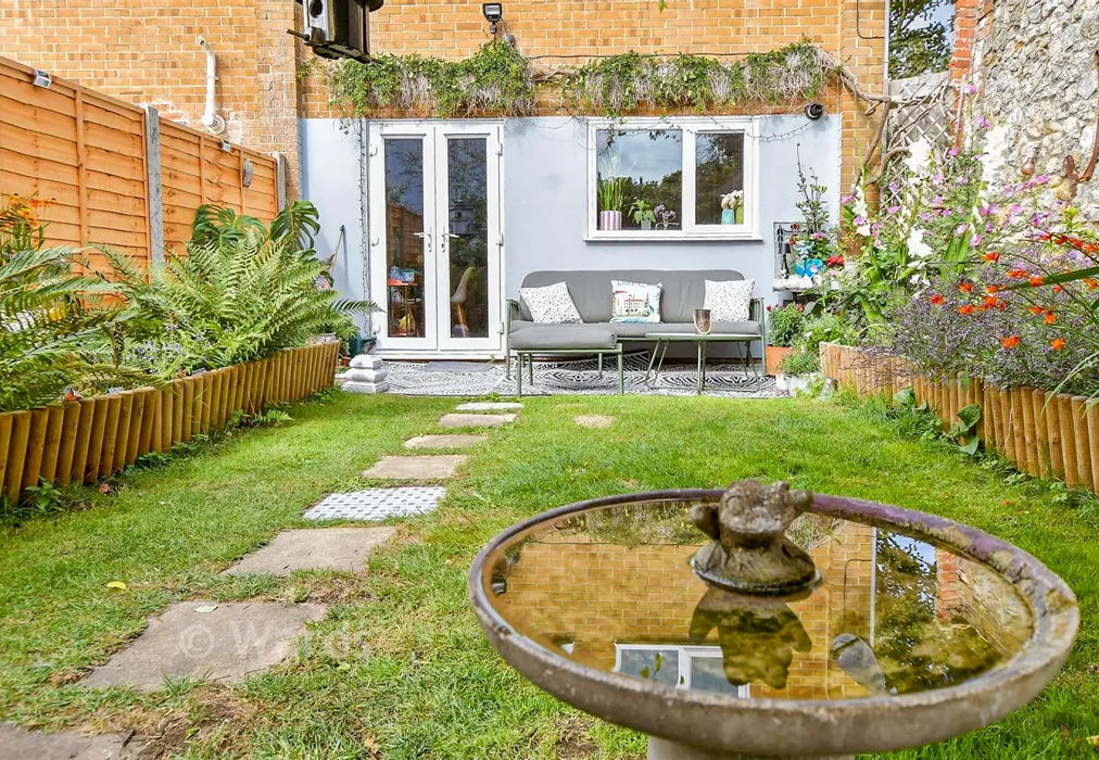 External Lifestyle Photograph - Wellington Place, Sandgate, Kent - Wards of Kent