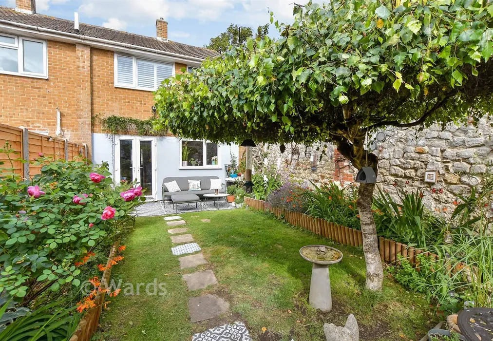 Rear Garden - Wellington Place, Sandgate, Kent - Wards of Kent