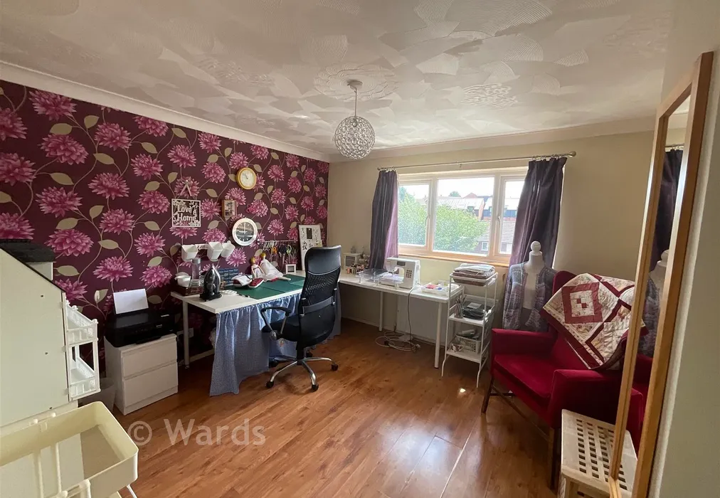 Bedroom 1 - Bligh Way, Strood, Kent - Wards of Kent