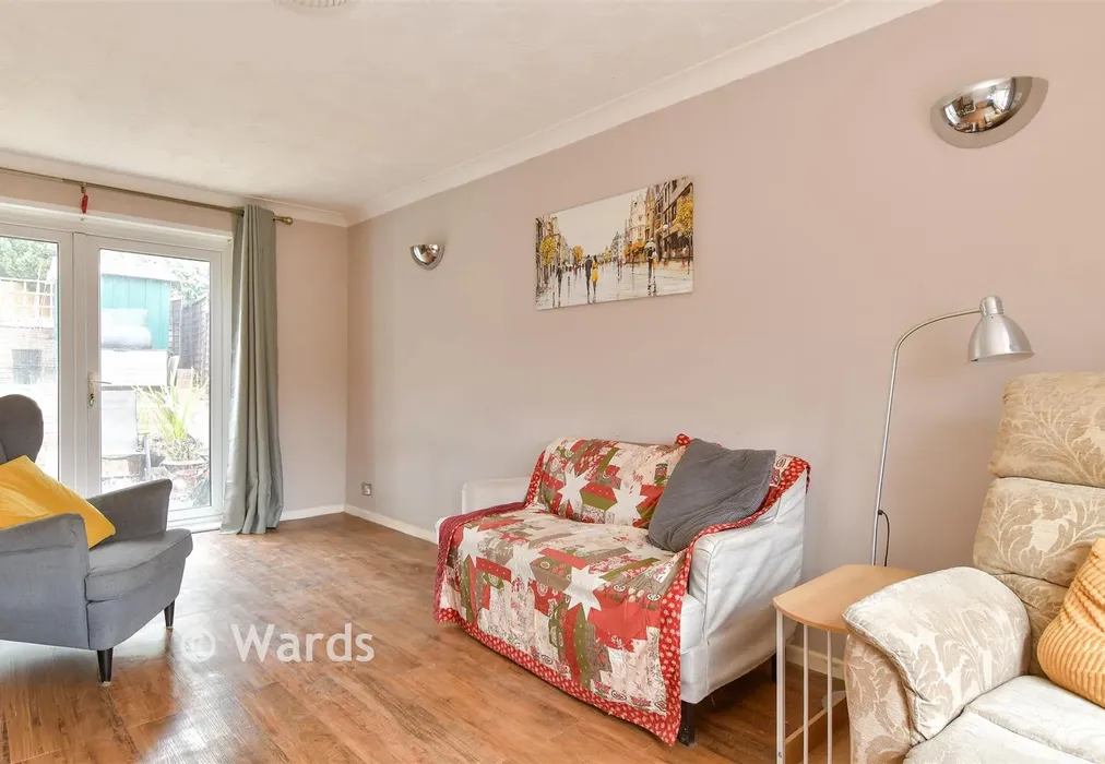 Lounge - Bligh Way, Strood, Kent - Wards of Kent