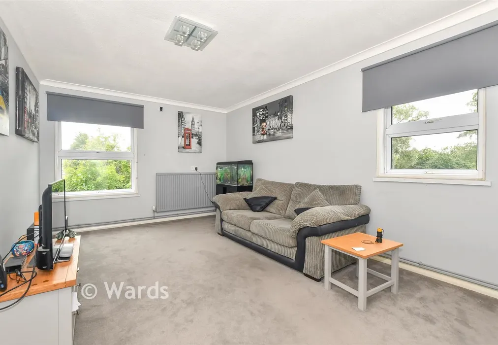Lounge - Albion Place, Willesborough, Ashford, Kent - Wards of Kent