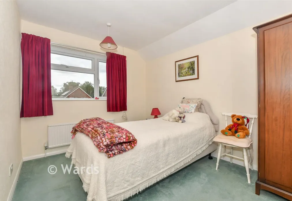 Bedroom 2 - Glebelands, Biddenden, Kent - Wards of Kent