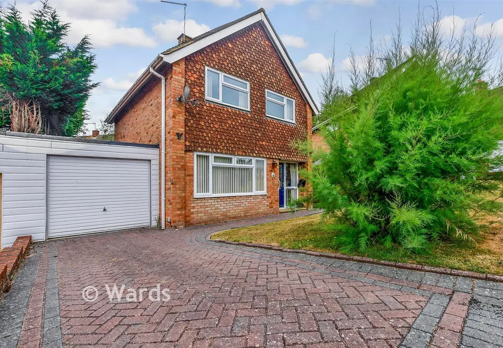 Driveway/Parking - Glebelands, Biddenden, Kent - Wards of Kent