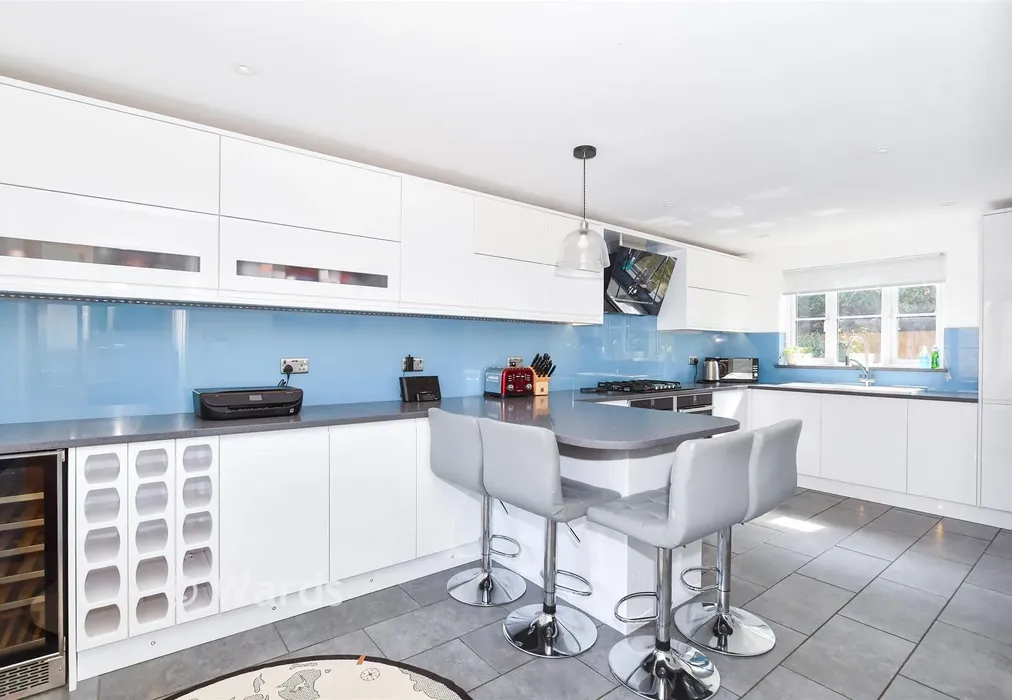 Kitchen/Diner - Carmans Close, Loose, Maidstone, Kent - Wards of Kent