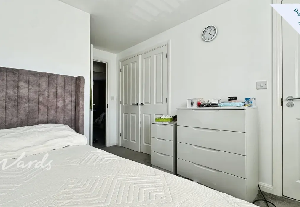 Bedroom 1 - Longsole Way Maidstone ME16 - Wards of Kent