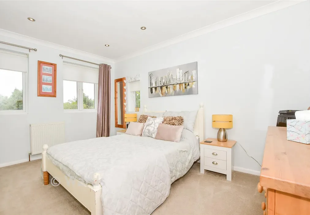 Bedroom 3 - Walnut Tree Lane, Loose, Maidstone, Kent - Wards of Kent