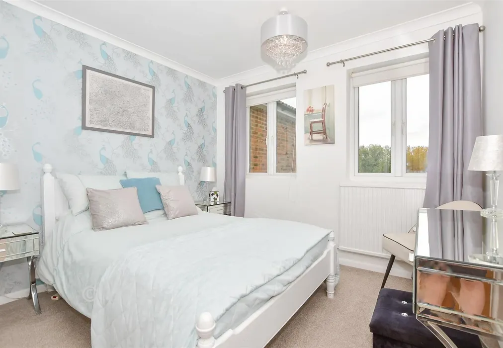 Bedroom 4 - Walnut Tree Lane, Loose, Maidstone, Kent - Wards of Kent
