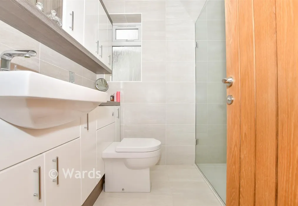 En-Suite Shower Room - Walnut Tree Lane, Loose, Maidstone, Kent - Wards of Kent