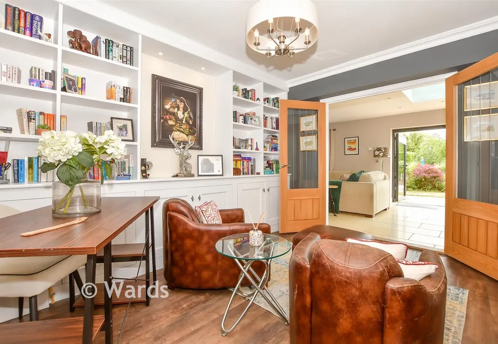 Family Room - Walnut Tree Lane, Loose, Maidstone, Kent - Wards of Kent