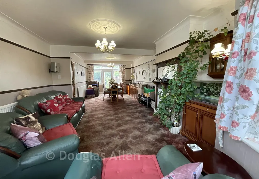 Lounge - High Street South, London - Wards of Kent