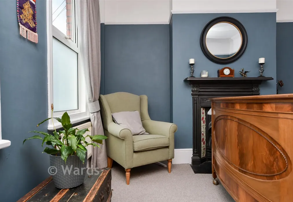 Internal Lifestyle Photograph - St. Patrick's Road, Ramsgate, Kent - Wards of Kent