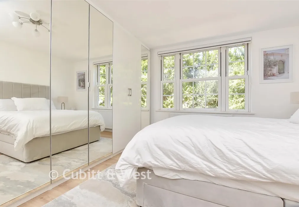 Bedroom 1 - Worcester Road, Sutton, Surrey - Wards of Kent