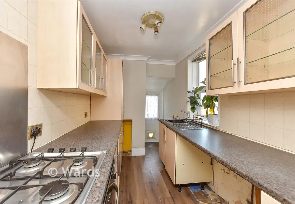 Kitchen - Acorn Street, Sheerness, Kent - Wards of Kent