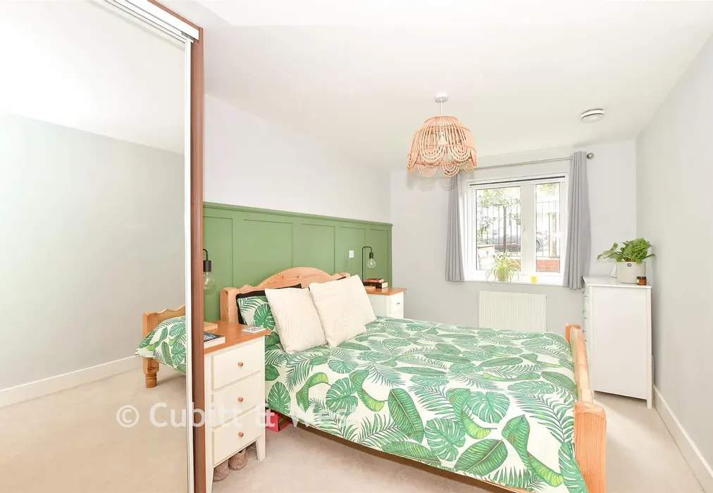Bedroom 1 - Lexington Drive, Haywards Heath, West Sussex - Wards of Kent