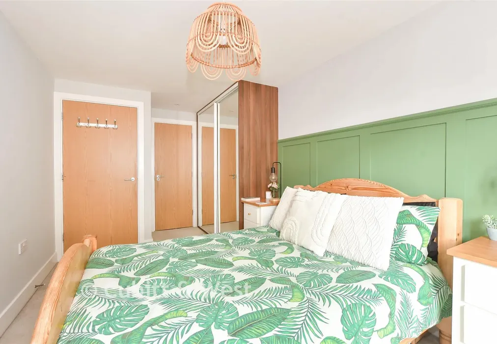 Bedroom 1 - Lexington Drive, Haywards Heath, West Sussex - Wards of Kent
