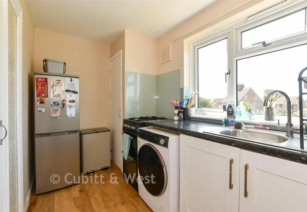 Kitchen - Hardy Close, Horsham, West Sussex - Wards of Kent