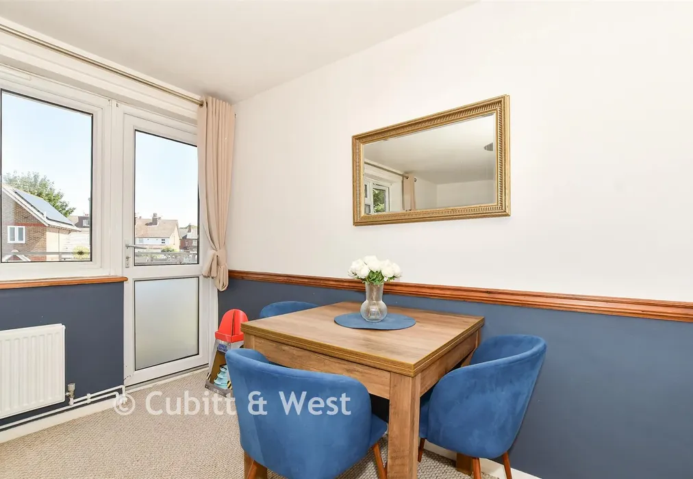 Kitchen - Hardy Close, Horsham, West Sussex - Wards of Kent