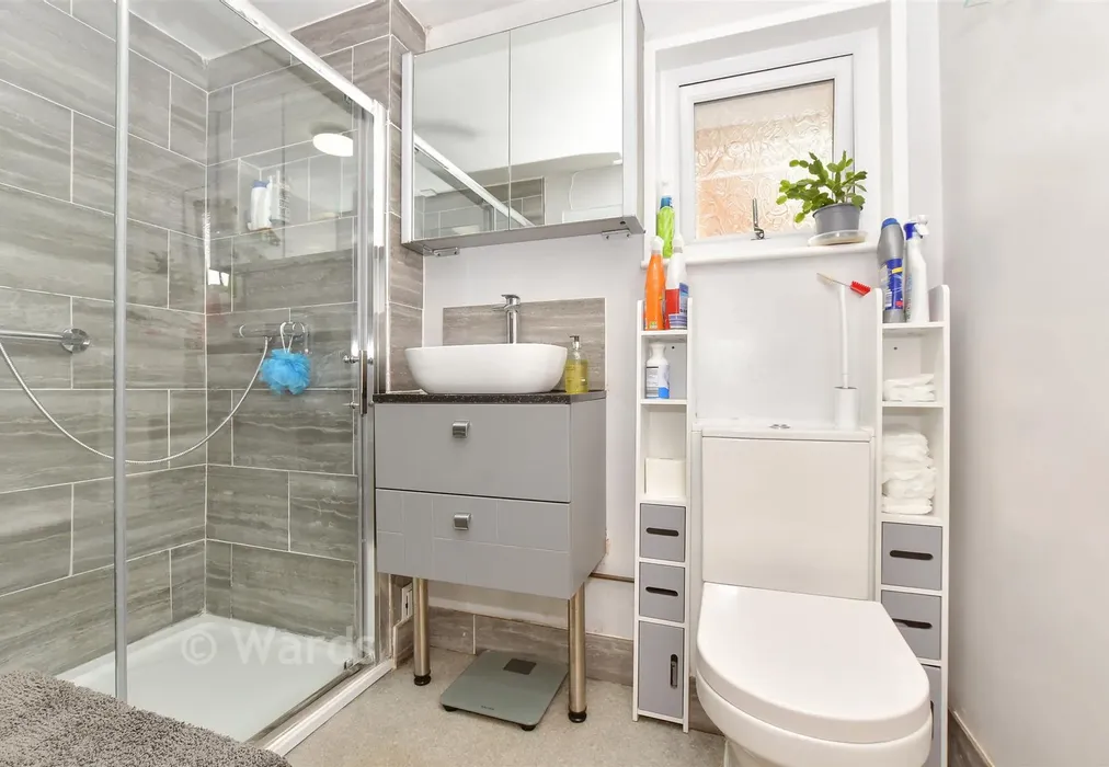 Shower Room - Deanwood Road, Dover, Kent - Wards of Kent