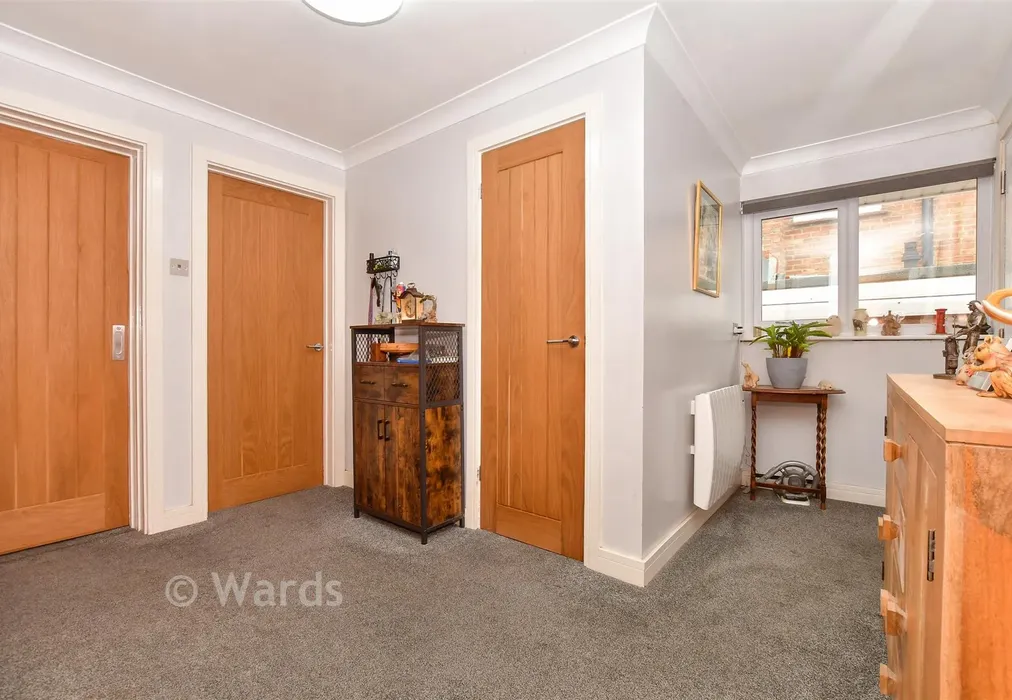 Entrance Hall - Deanwood Road, Dover, Kent - Wards of Kent